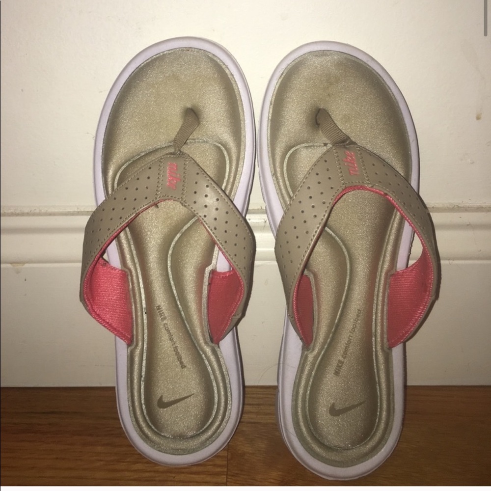 Super comfortable Nike flip flops